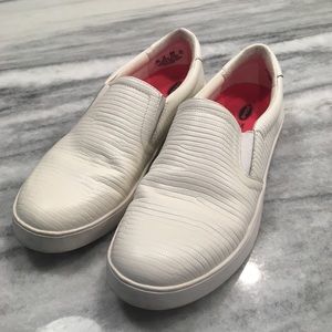 dr scholl's memory foam cool fit sneakers